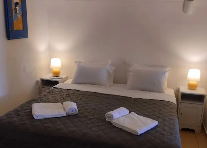 Sea Heaven Cave * Oia